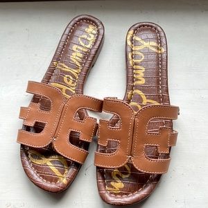 Tan slides
